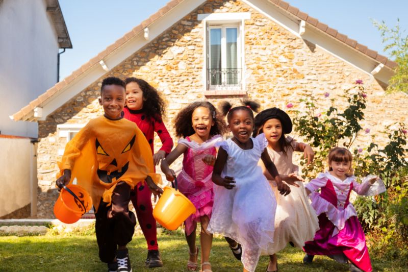 Kids running on halloween